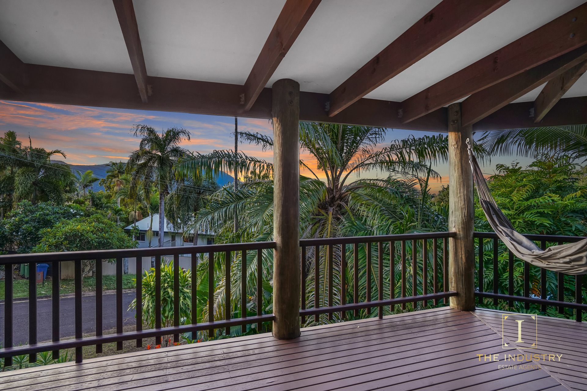 10 Trinidad Close, Trinity Beach, QLD 4879 AUS