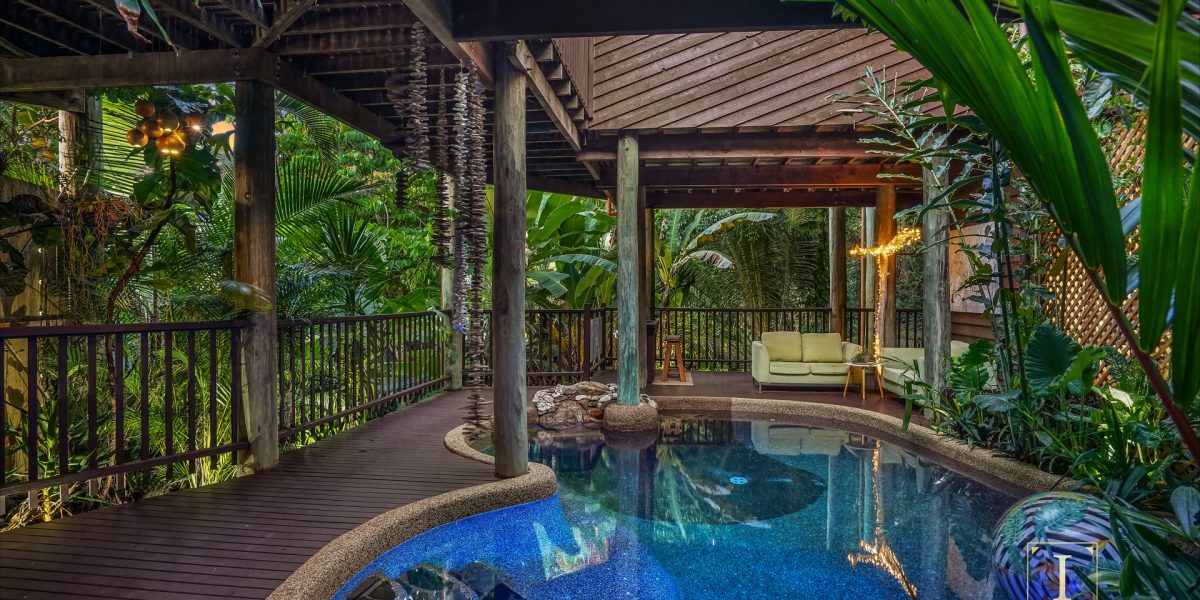 10 Trinidad Close, Trinity Beach, QLD 4879 AUS