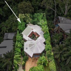 10 Trinidad Close, Trinity Beach, QLD 4879 AUS