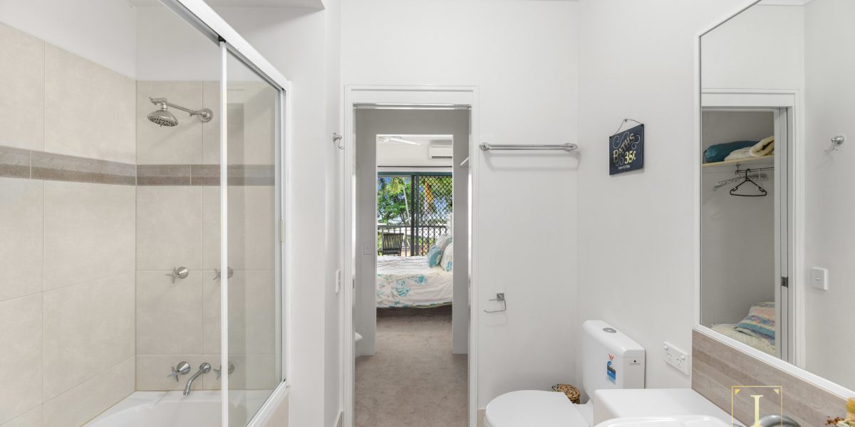 4/65-75 Vasey Esplanade, Trinity Beach, QLD 4879 AUS