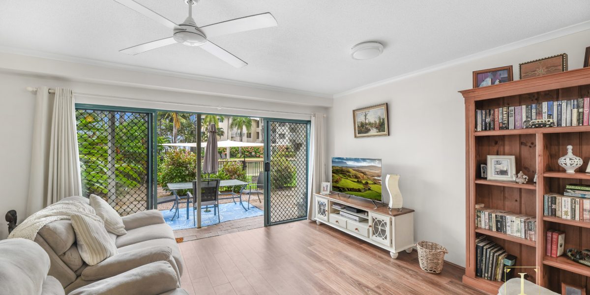4/65-75 Vasey Esplanade, Trinity Beach, QLD 4879 AUS