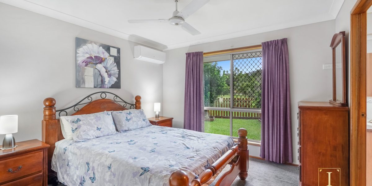 9 Heritage Street, Redlynch, QLD 4870 AUS