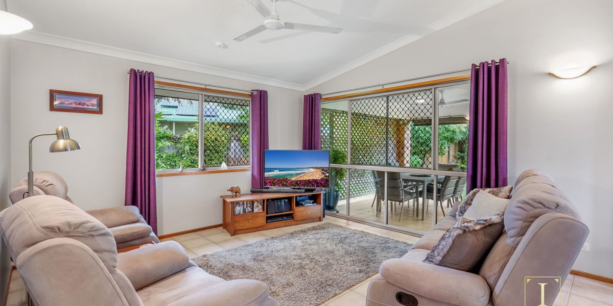 9 Heritage Street, Redlynch, QLD 4870 AUS