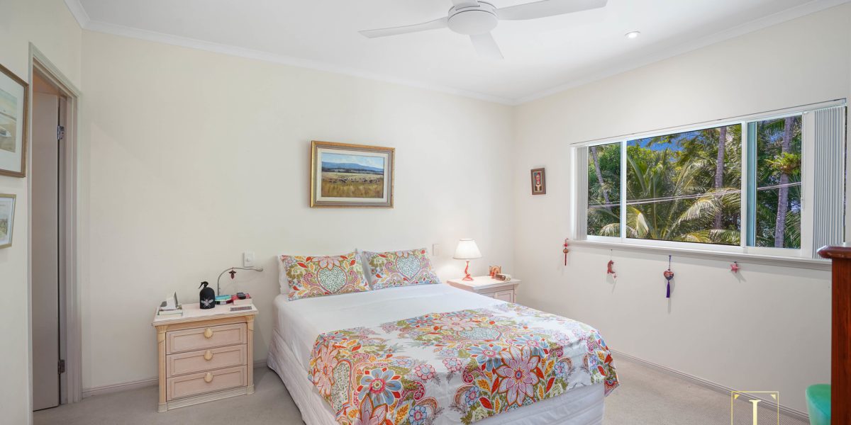 10/77 Arlington Esplanade, Clifton Beach, QLD 4879 AUS