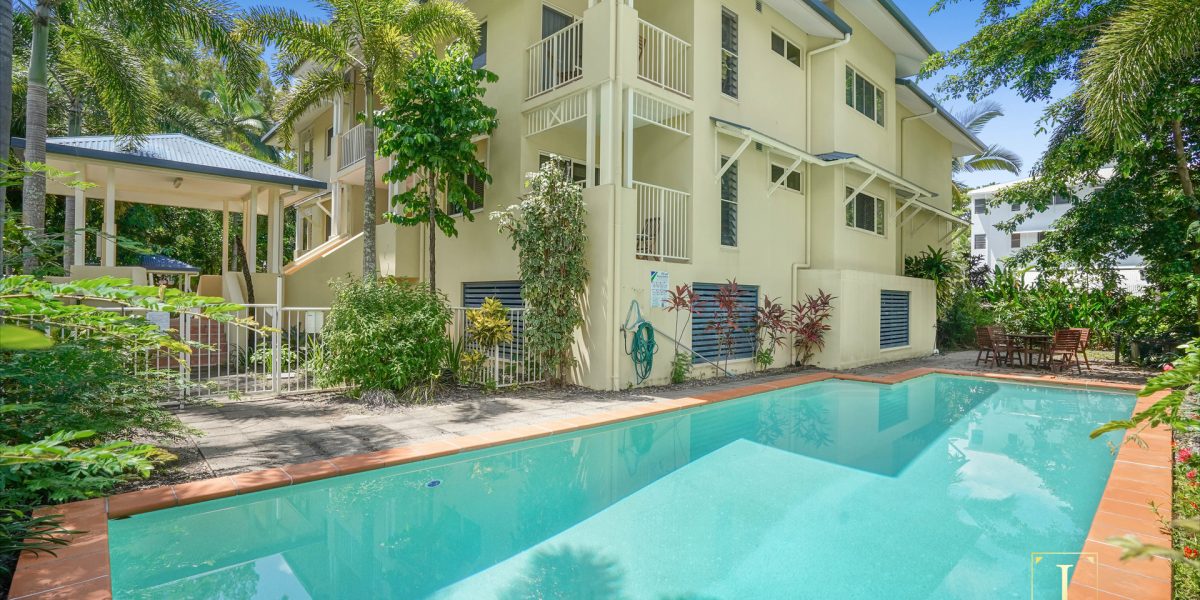 10/77 Arlington Esplanade, Clifton Beach, QLD 4879 AUS