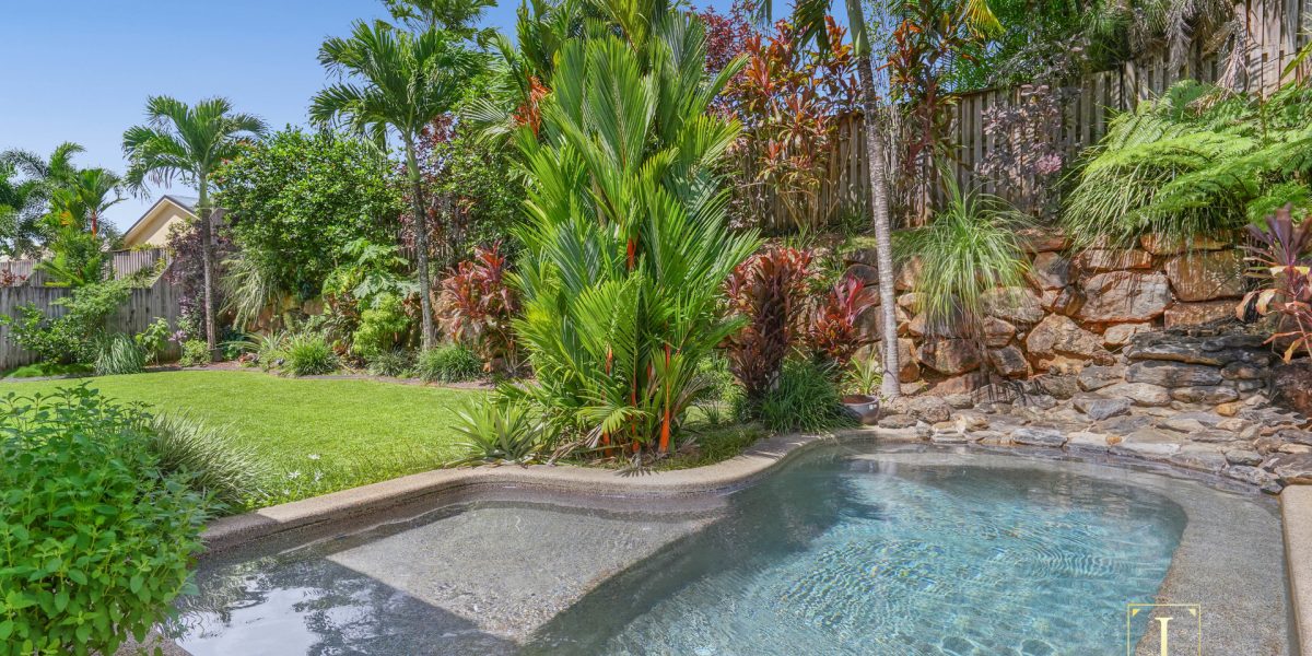 7 Orana Street, Caravonica, QLD 4878 AUS
