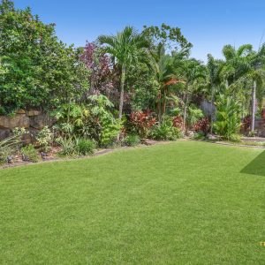7 Orana Street, Caravonica, QLD 4878 AUS