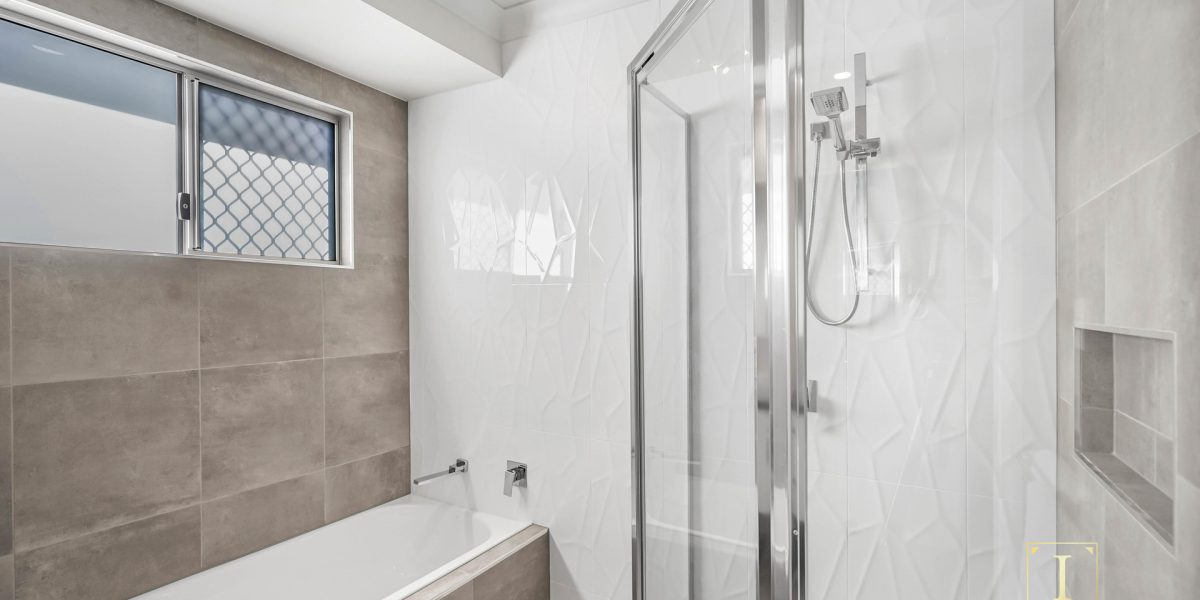 10 Flow Close, Trinity Beach, QLD 4879 AUS