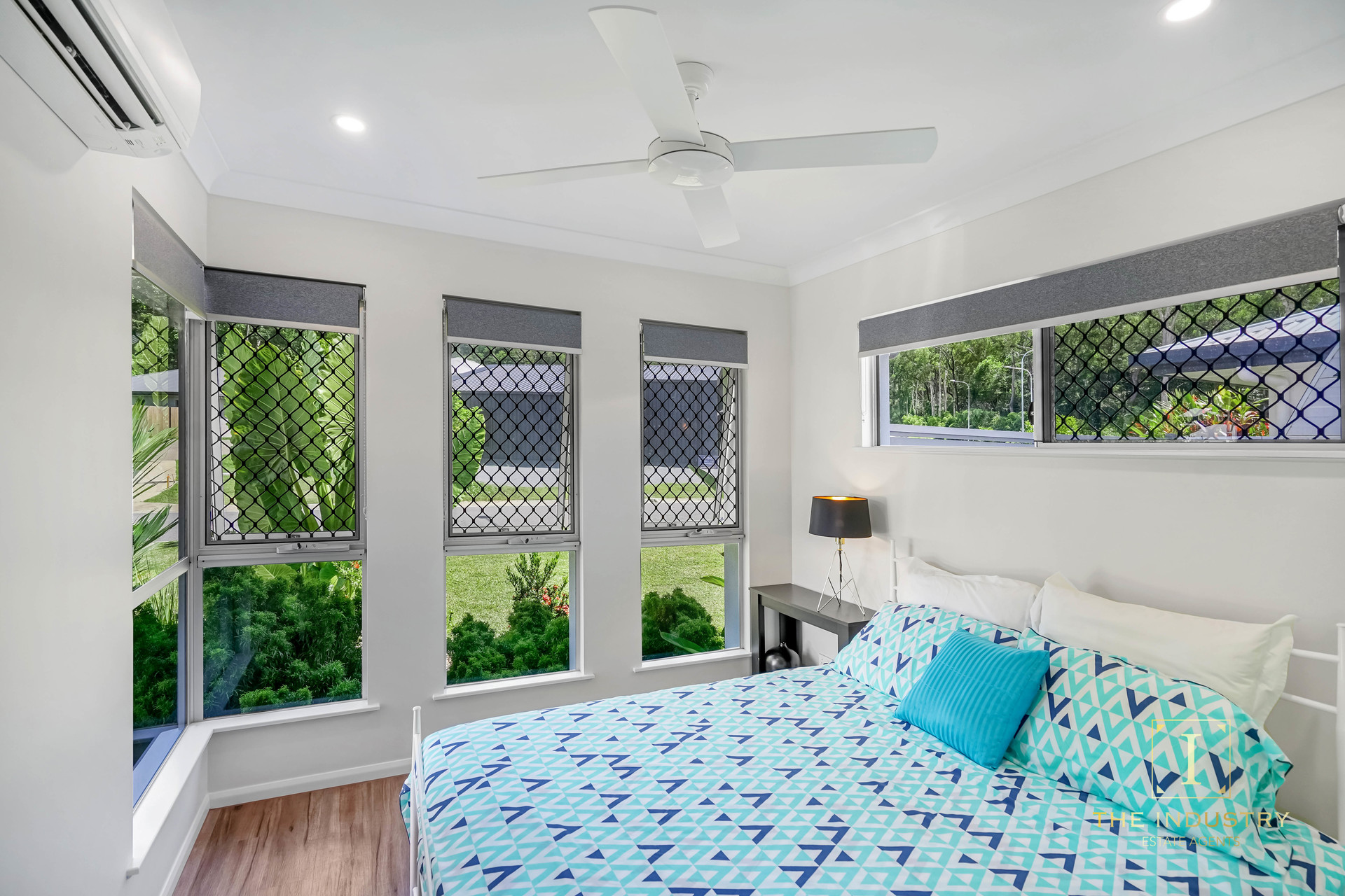 10 Flow Close, Trinity Beach, QLD 4879 AUS