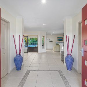 33 Lagoon Drive, Trinity Beach, QLD 4879 AUS