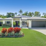 33 Lagoon Drive, Trinity Beach, QLD 4879 AUS