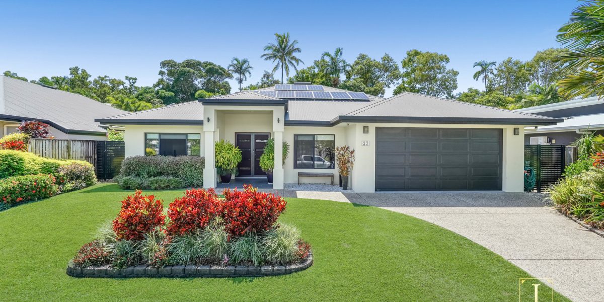 33 Lagoon Drive, Trinity Beach, QLD 4879 AUS