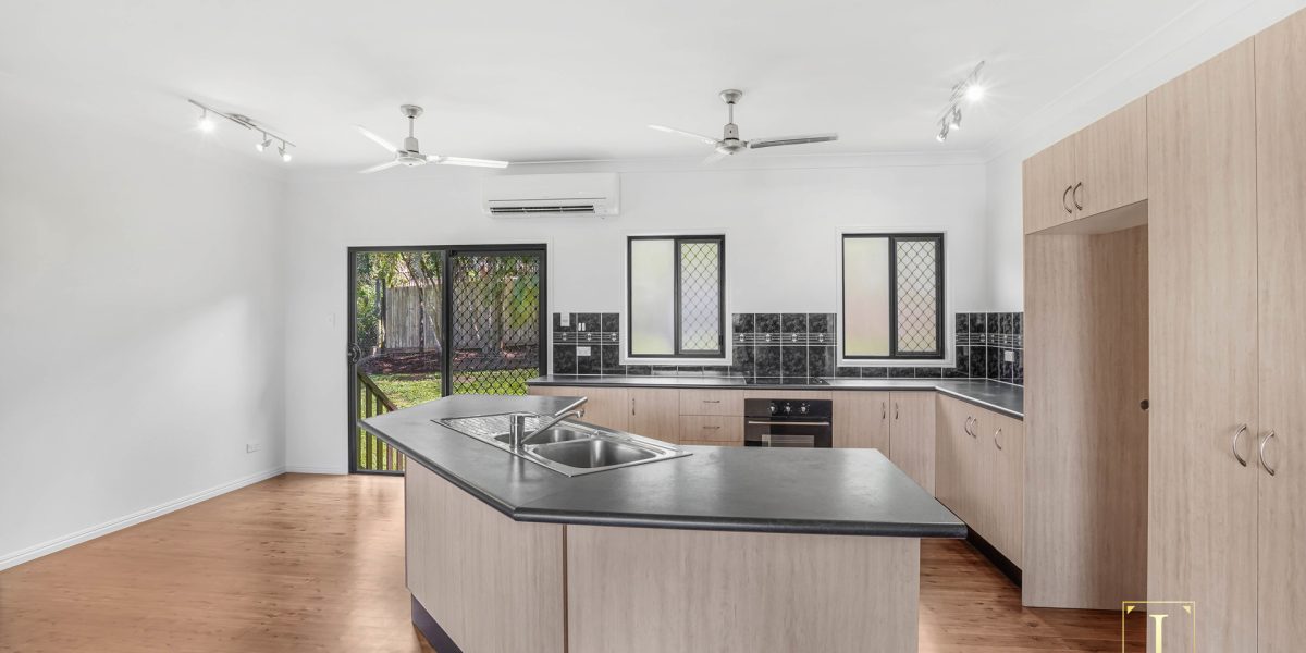 7 Staghorn Close, Kamerunga, QLD 4870 AUS