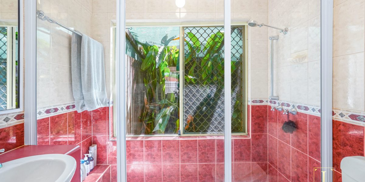 6 Roma Close, Mount Sheridan, QLD 4868 AUS
