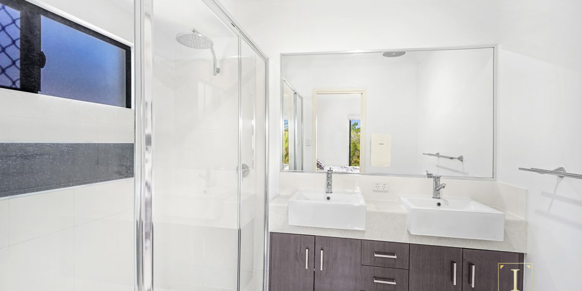 14 Munburra Parade, Smithfield, QLD 4878 AUS