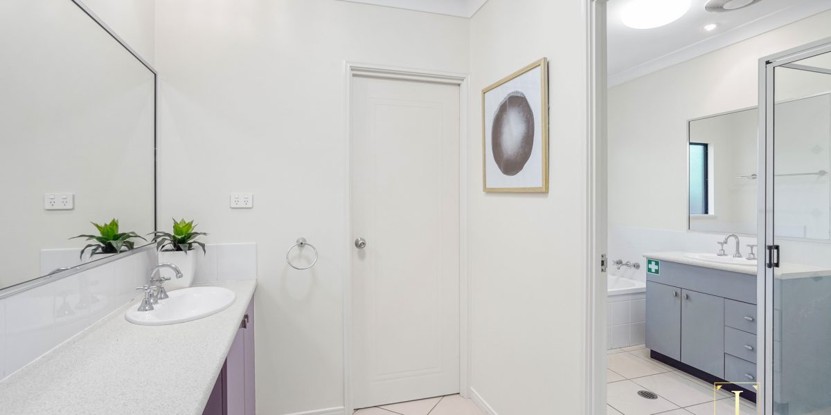 16 Tribulation Close, Kewarra Beach, QLD 4879 AUS