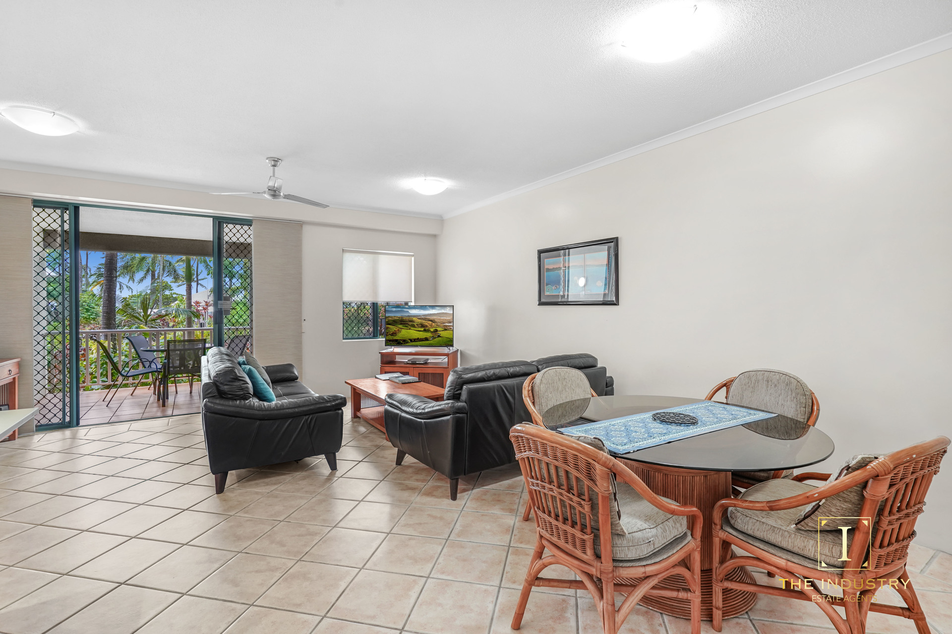 11/65-75 Vasey Esplanade, Trinity Beach, QLD 4879 AUS