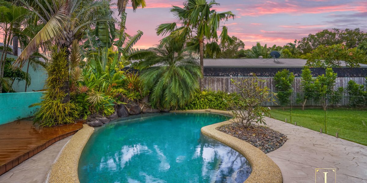 21 Cyprea Close, Trinity Beach, QLD 4879 AUS