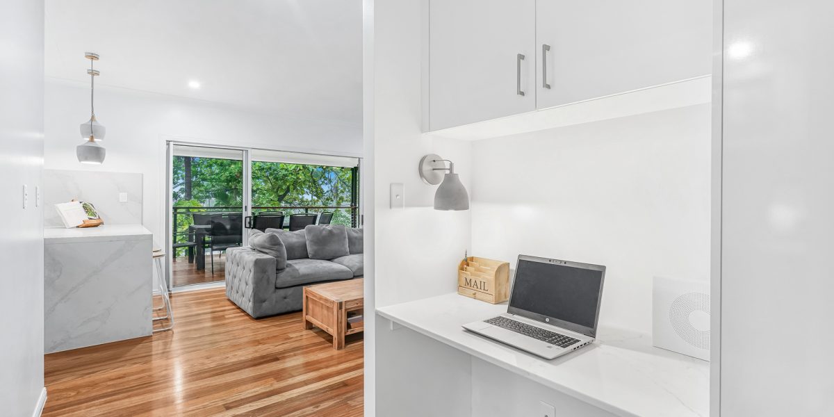 2 Tanner Crescent, Stratford, QLD 4870 AUS
