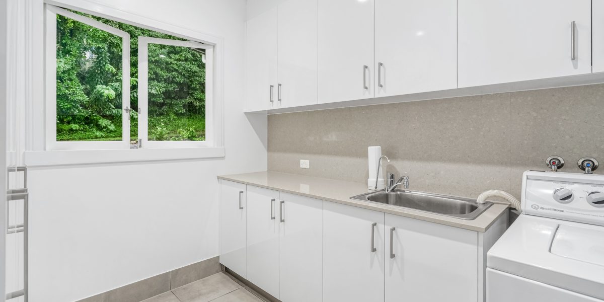 2 Tanner Crescent, Stratford, QLD 4870 AUS