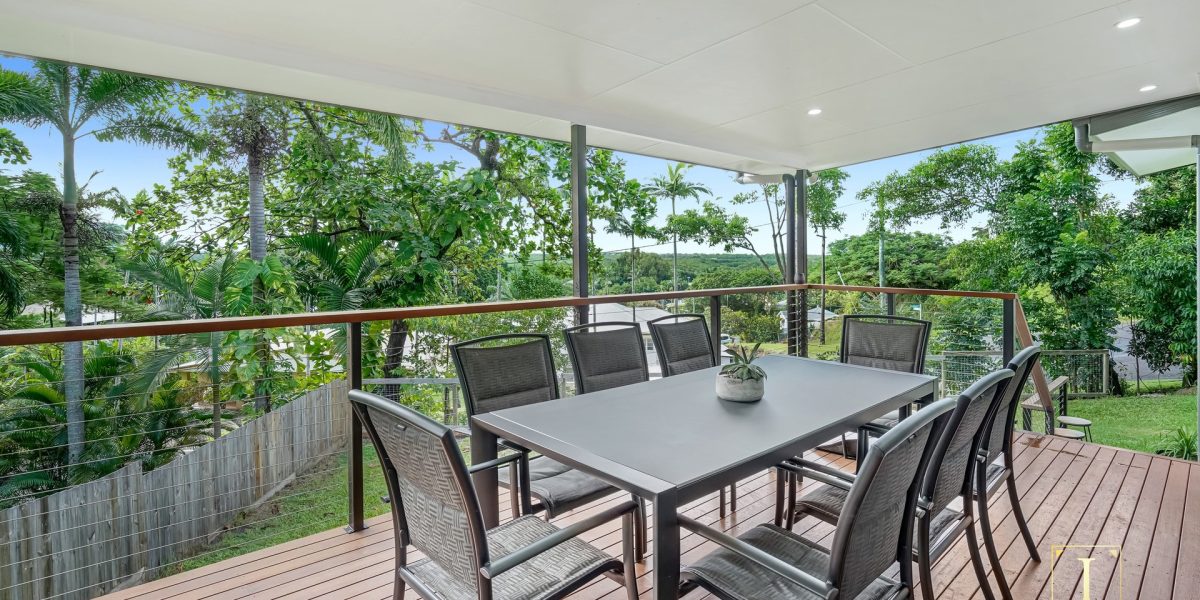 2 Tanner Crescent, Stratford, QLD 4870 AUS
