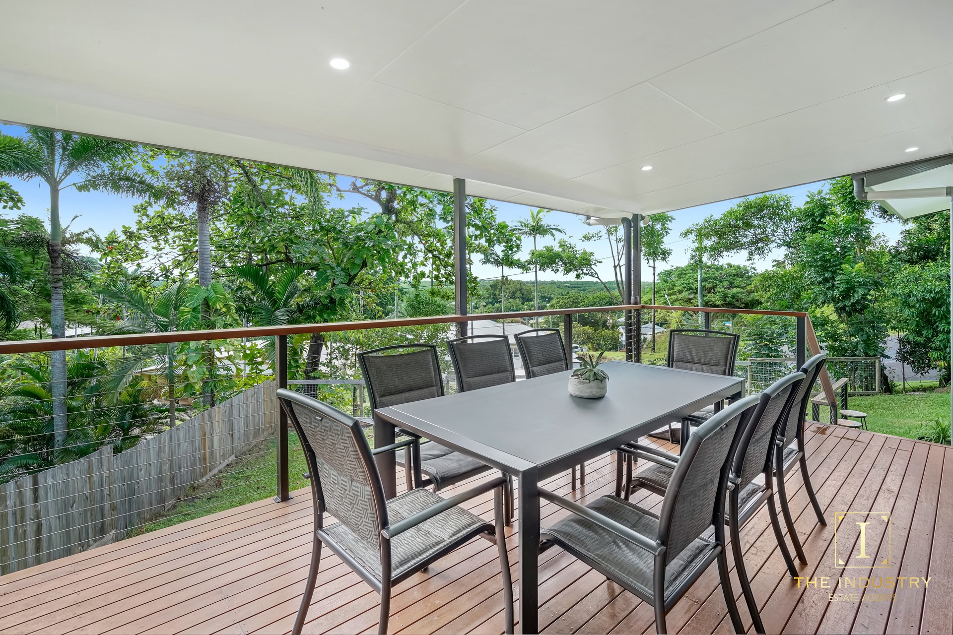 2 Tanner Crescent, Stratford, QLD 4870 AUS