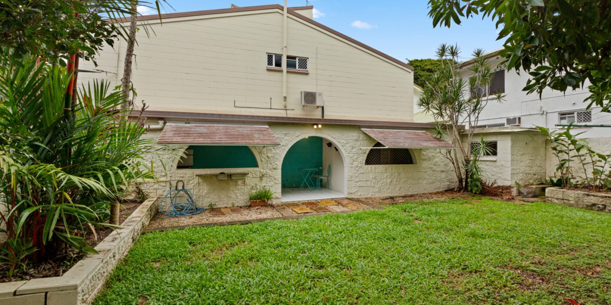 4/4 Crathern Close, Edge Hill, QLD 4870 AUS