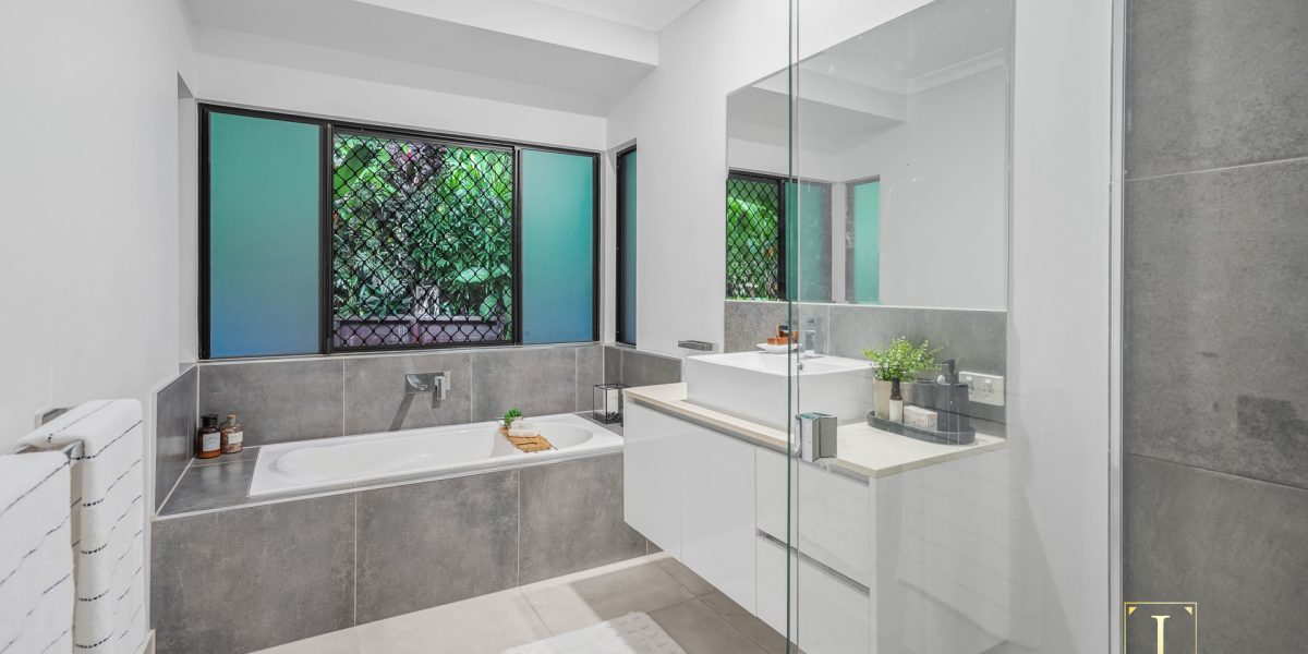 49 Mayflower Street, Mount Sheridan, QLD 4868 AUS