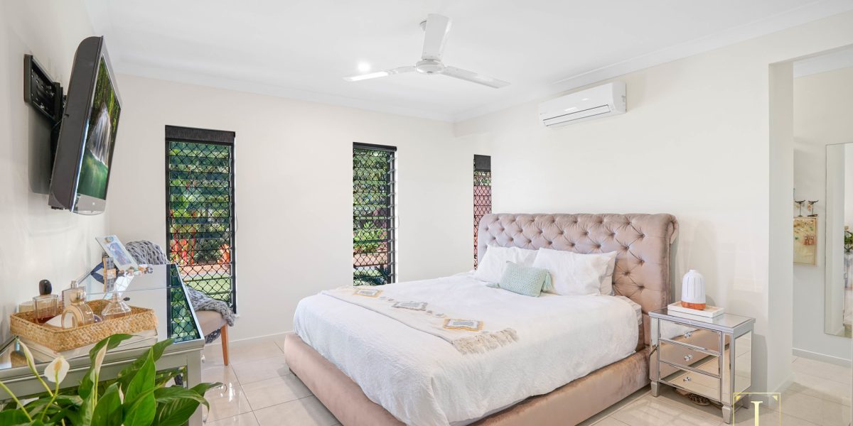 12 Malekula Close, Bentley Park, QLD 4869 AUS