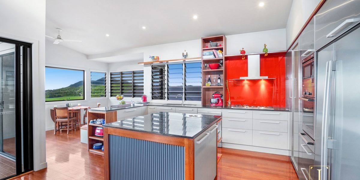 56 Daphne Drive, Redlynch, QLD 4870 AUS