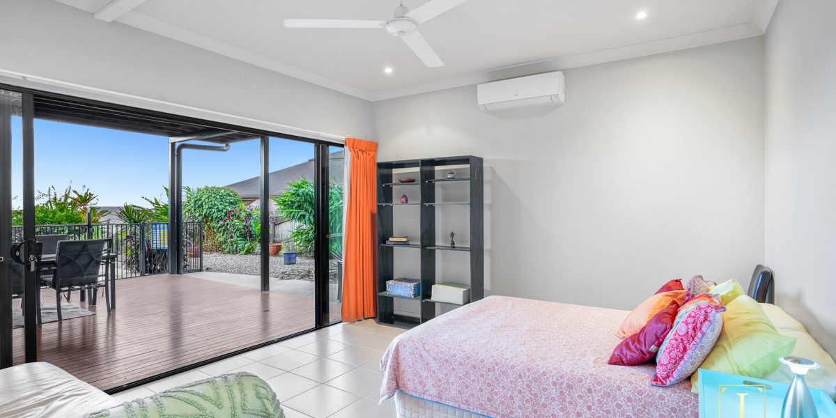 56 Daphne Drive, Redlynch, QLD 4870 AUS