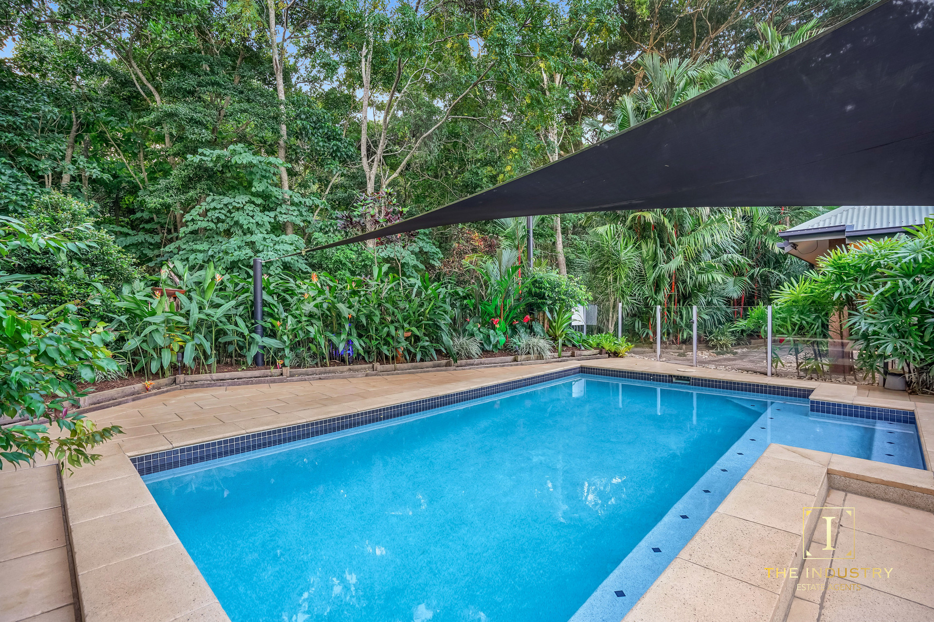 10 Red Peak Boulevard, Caravonica, QLD 4878 AUS