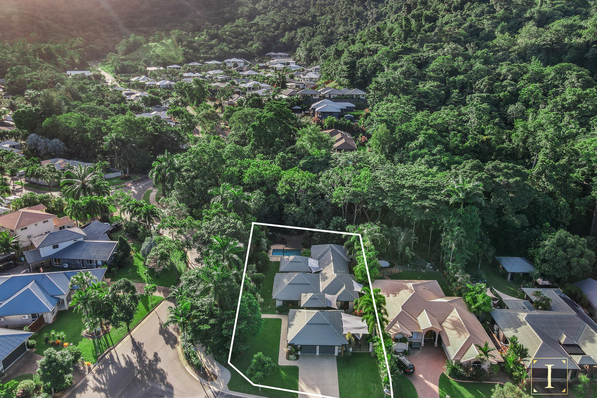 10 Red Peak Boulevard, Caravonica, QLD 4878 AUS