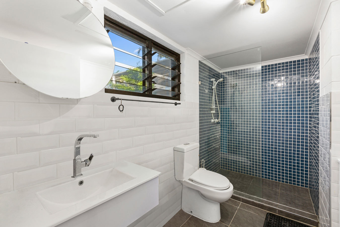 14/215-217 McLeod Street, Cairns North, QLD 4870 AUS