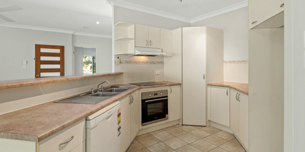 13 Maurice Street, Kewarra Beach, QLD 4879 AUS
