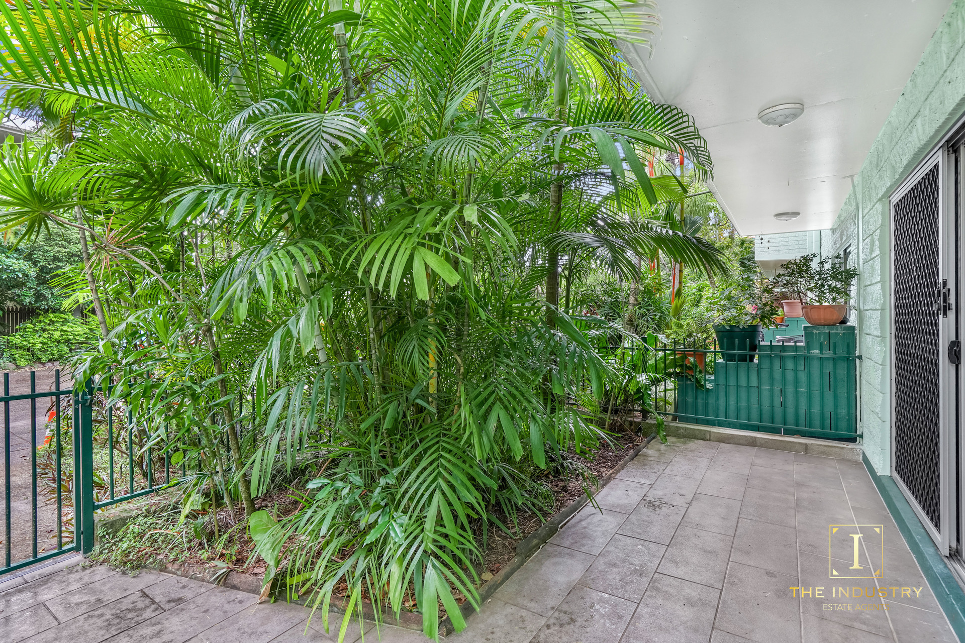 7/199 McLeod Street, Cairns North, QLD 4870 AUS