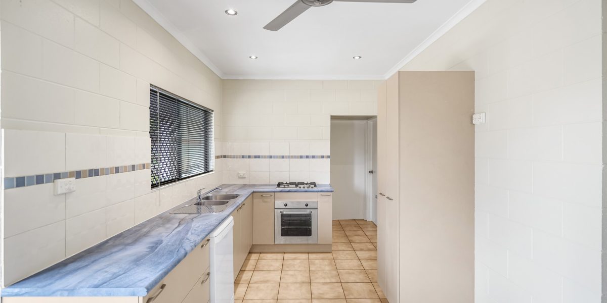 12 Grampian Close, Smithfield, QLD 4878 AUS