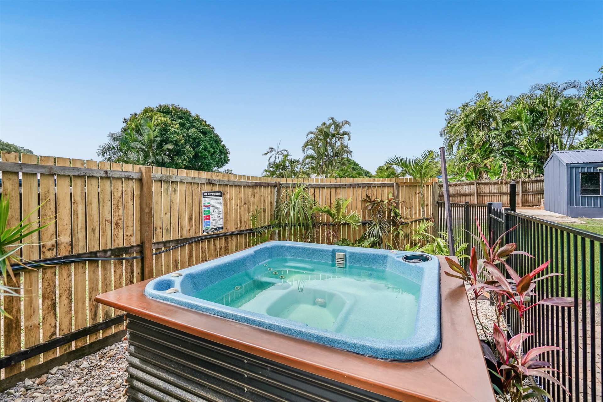 12 Grampian Close, Smithfield, QLD 4878 AUS