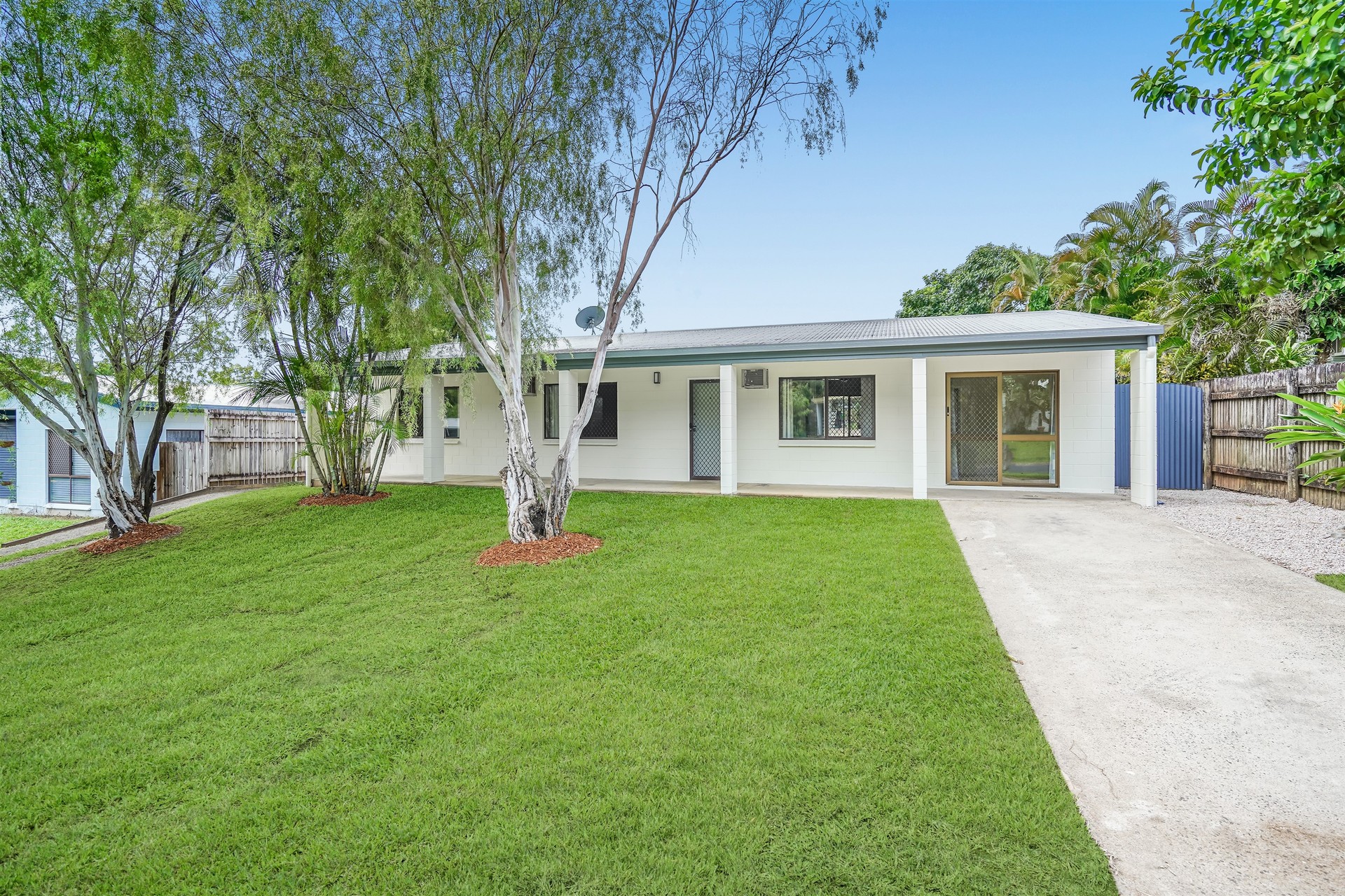 12 Grampian Close, Smithfield, QLD 4878 AUS