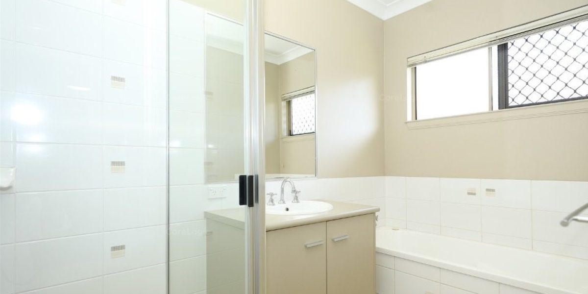 8 Wienert Street, Edmonton, QLD 4869 AUS