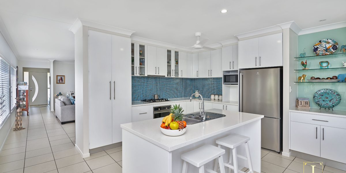 2 Orton Avenue, Kewarra Beach, QLD 4879 AUS