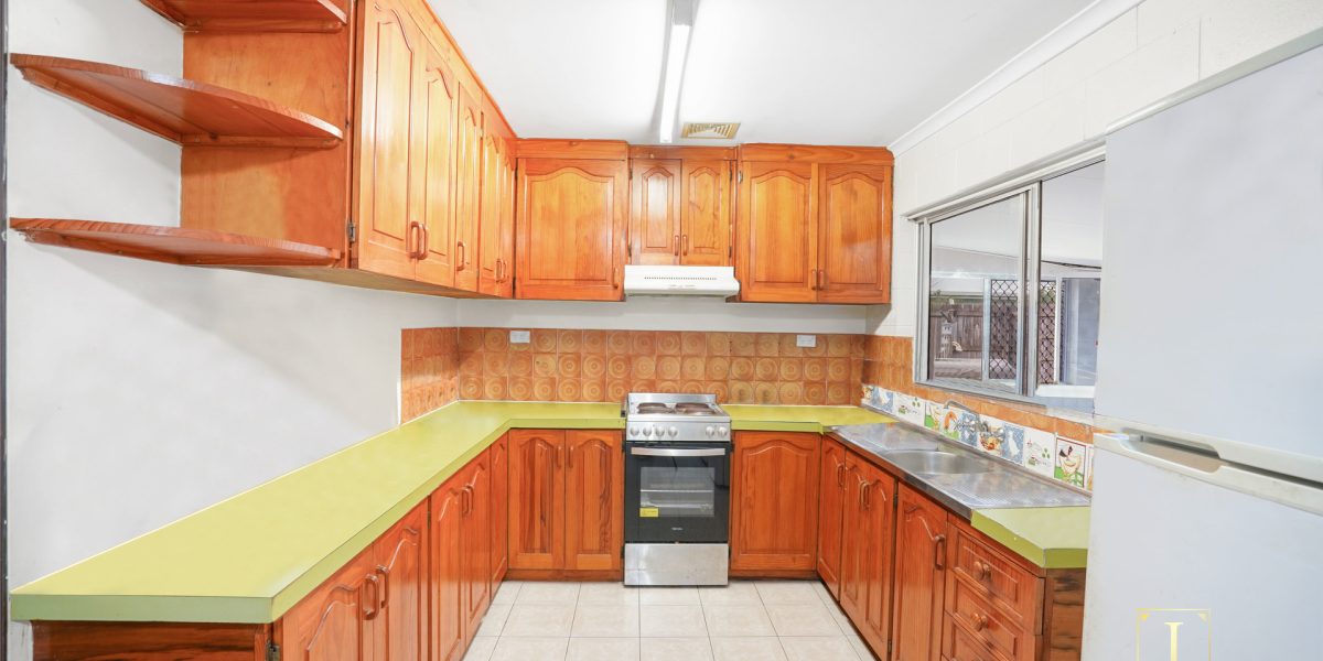 9A Kavieng Street, Trinity Beach, QLD 4879 AUS