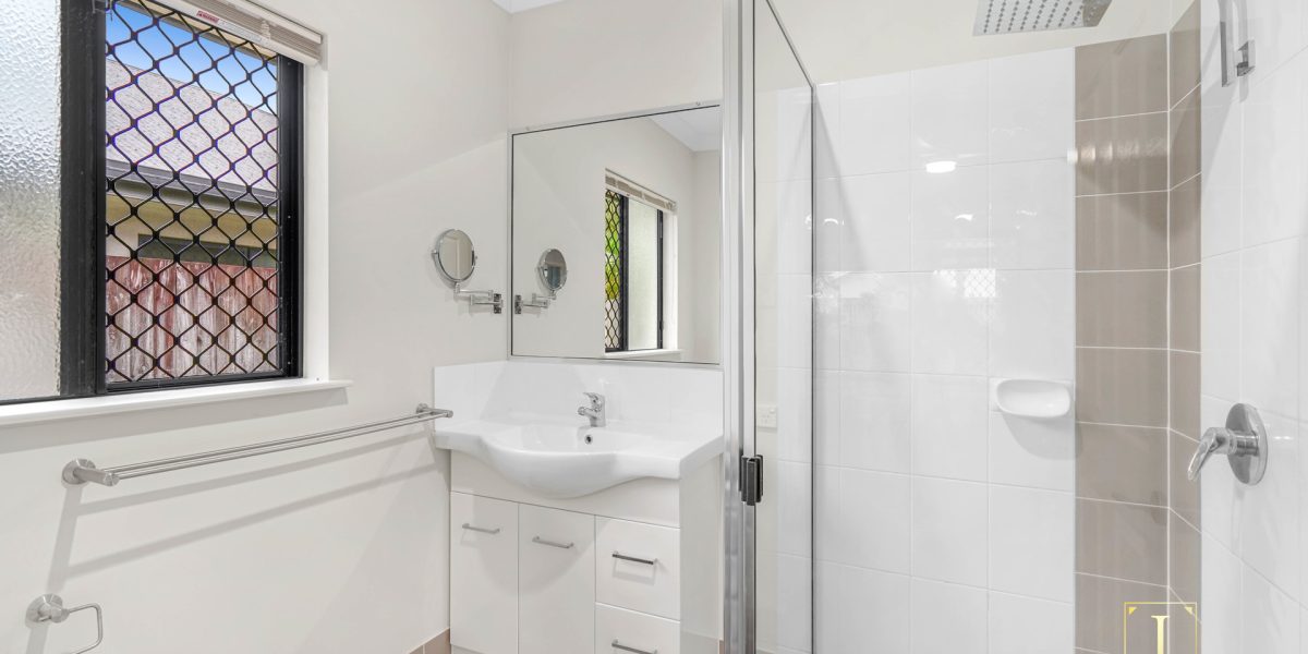 50 Landsborough Drive, Smithfield, QLD 4878 AUS