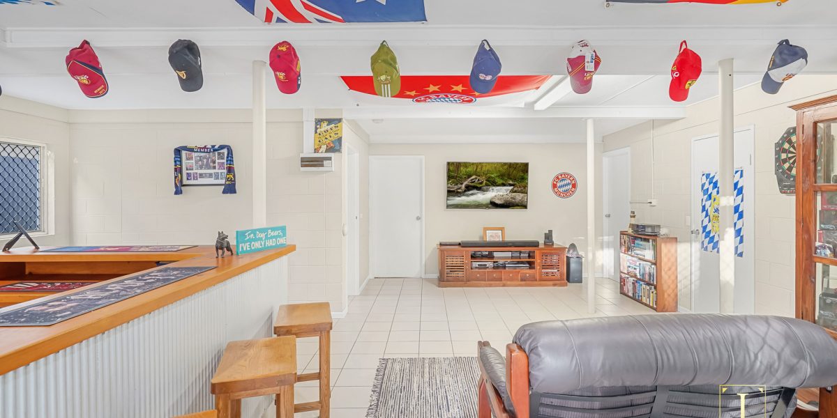 12 Forest Avenue, Edge Hill, QLD 4870 AUS