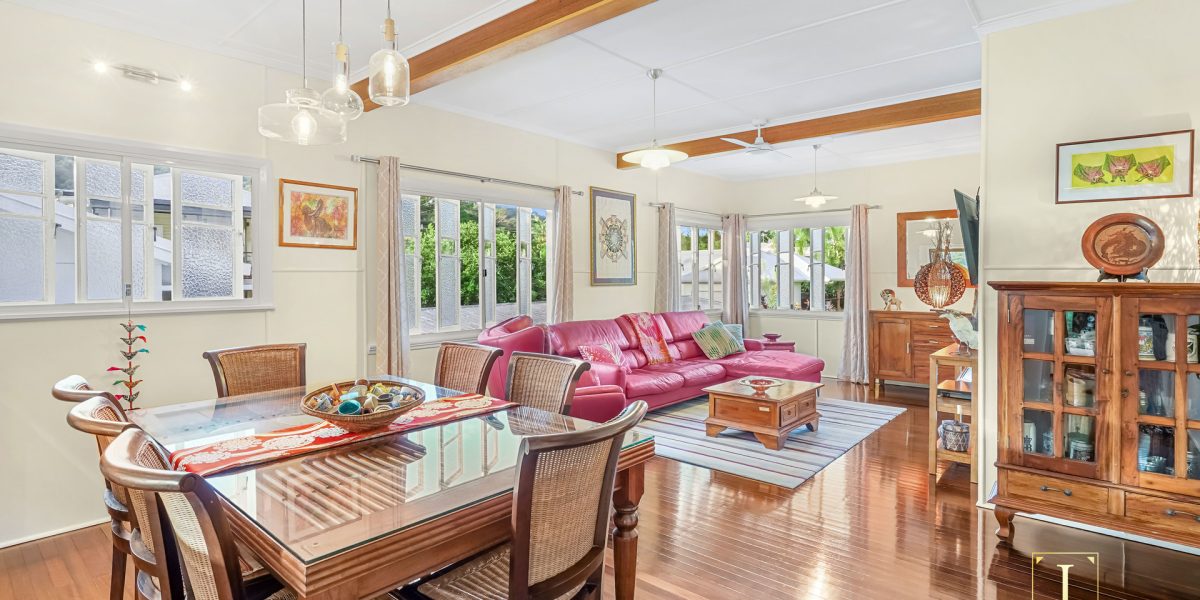 12 Forest Avenue, Edge Hill, QLD 4870 AUS
