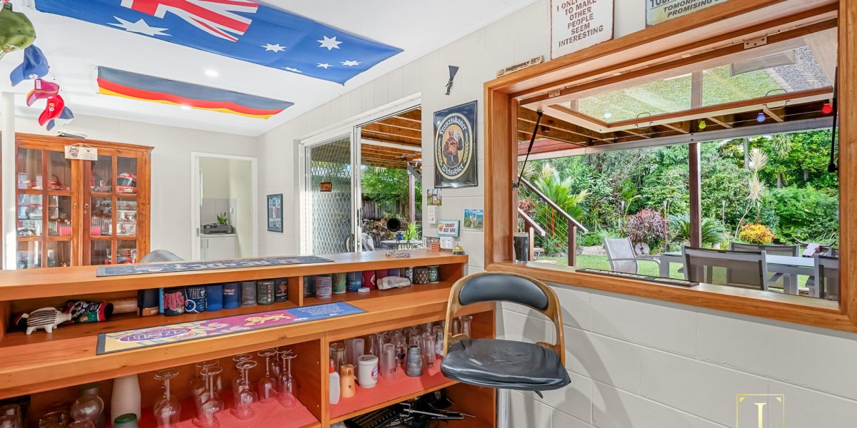 12 Forest Avenue, Edge Hill, QLD 4870 AUS