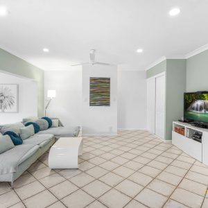 19 Parkinson Avenue, Kewarra Beach, QLD 4879 AUS