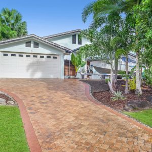 19 Parkinson Avenue, Kewarra Beach, QLD 4879 AUS
