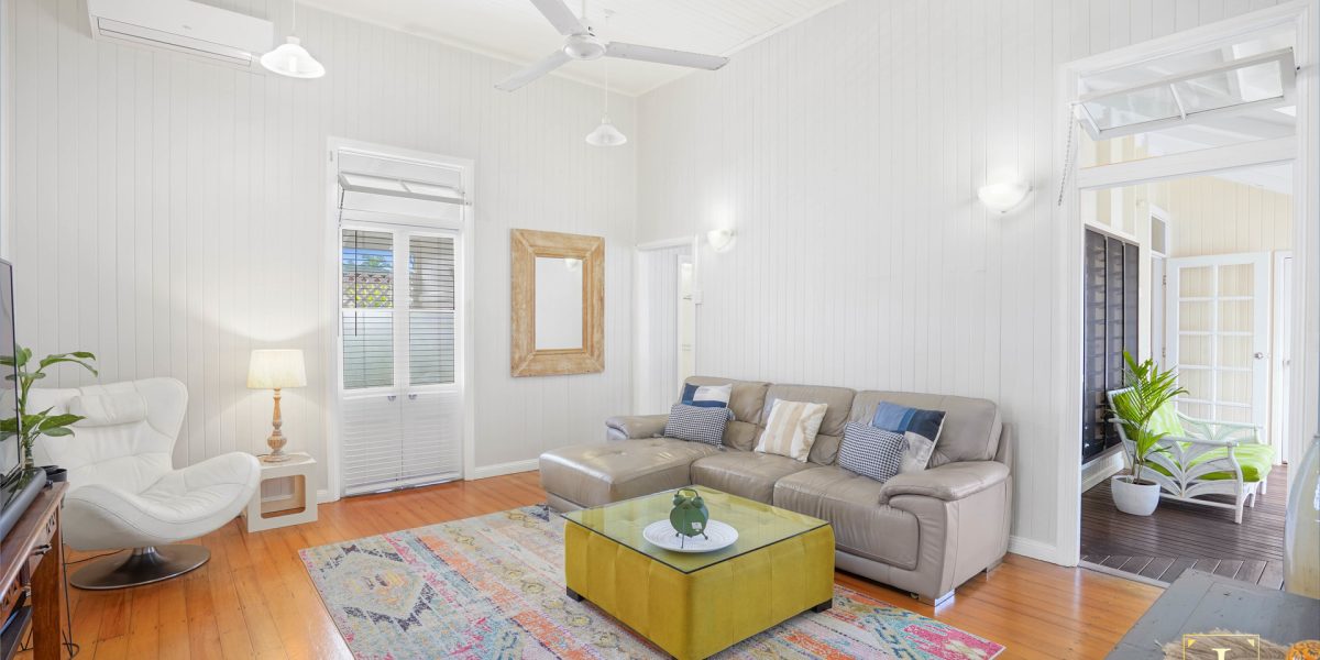260 Aumuller Street, Westcourt, QLD 4870 AUS
