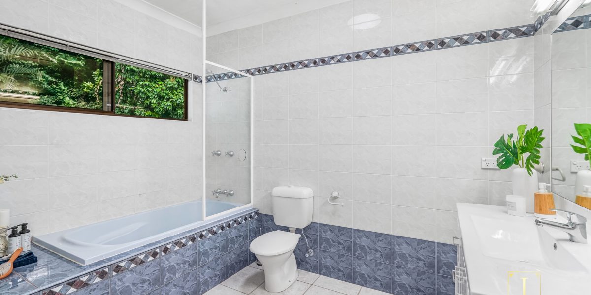 35 Martin Street, Freshwater, QLD 4870 AUS